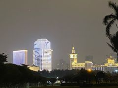 -万绿园