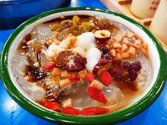 -马路边边串串香(苗栗路店)