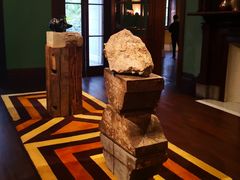 -Nathalie Djurberg与Hans Berg“牛皮纸包裹的月亮”-Prada荣宅当季展览