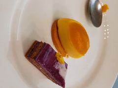 -圣丰索菲特·2 On 988 Café 自助餐厅
