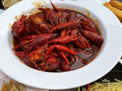 -叶派龙虾•招牌香辣蟹·海鲜(中海国际店)