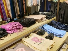 -URBAN REVIVO(北京斯普瑞斯奥特莱斯店)