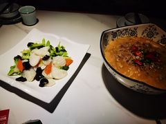 -南山翁新概念川菜(红山常发广场店)