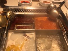 -海底捞火锅鲜切牛肉主题店(长寿路店)