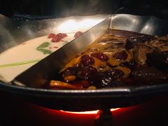 台式麻辣锅-湊湊火锅·茶憩(杭州湖滨银泰in77店)