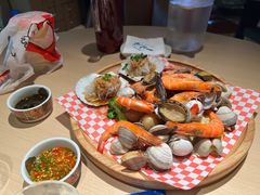 -日进一片海.生腌海鲜火锅.宵夜烧烤(三里屯总店)