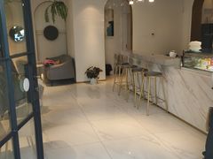 -Fridi Patisserie Cafe