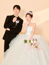 -雅云婚纱摄影工作室旗舰店