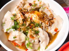 -爆炸头阿姨小四川正宗川味小吃(无任何分店)