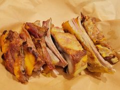 手抓羊排-巴扎美食·新疆菜·西域歌舞表演餐厅(新疆大厦店)
