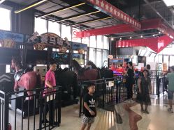 -嗨翻Hi-Fun竞技主题乐园·蹦床团建生日聚会(五棵松华熙店)