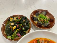 -李与白包子铺(桐梓林店)