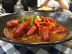 金牌香辣龙虾-洪福龙虾
