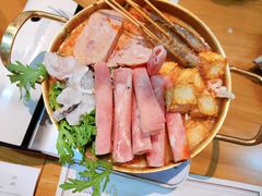 冬阴功海陆双拼暖锅-miss pizza