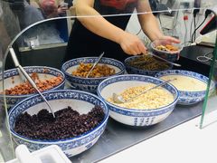 -八一路好吃街(雨田商务大厦店)