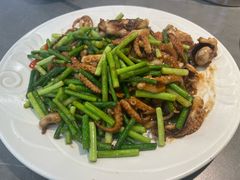 -鑫渔港海鲜本地菜·山海关浑锅(东戴河店)