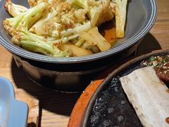 -蜜桃餐厅·伴山(湖滨商业街店)