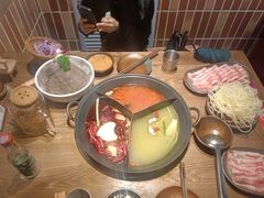 -巴卤社老火锅(财富店)