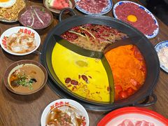 -萍姐火锅·公路夜市(武汉首店)