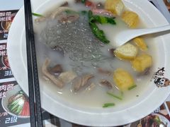 -大脸鸭记鸭血粉丝·小锅米线(水游城店)