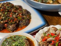 -李双猪·小龙虾·烧烤·羊肉煲(乐山店)