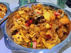 干锅牛蛙-馋嘴蛙火锅