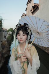 -梦回汉唐汉服旗袍体验馆(拙政园店)