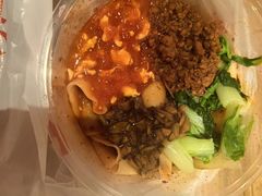 -陇上秦轩西安biangbiang面(EFC欧美金融商业城店)