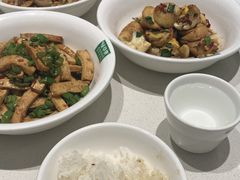 -绿草地·湘菜(芙蓉天街店)