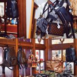 重庆小众拍照｜在西南最美中古店里拥有复古电影机位[亲亲]