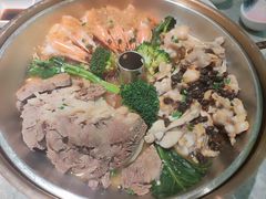 -璞臻汽锅餐厅(南京东路店)