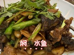 -谷丰健康凤贤居酒家