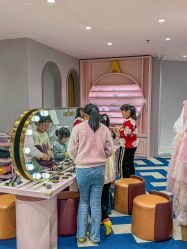 -奈尔宝家庭中心·亲子餐厅(鄞州万达店)