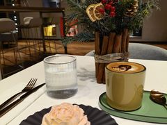 -潮一不贰·法式甜品·生日蛋糕·西式简餐(外滩店)