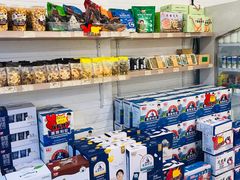 零售区-牛朋牛奶棚(南昌路店)