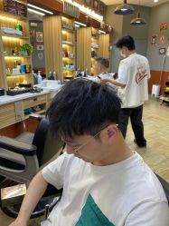-CUTMAN男士理发