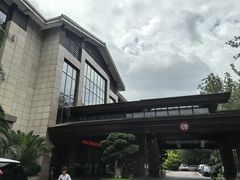 -西昌邛海湾柏樾酒店(原邛海湾柏栎度假酒店)