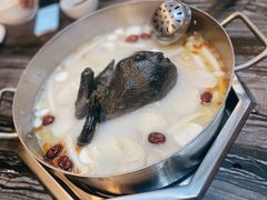 野菌乌鸡汤-御膳宫药膳餐厅(金沙店)