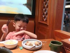 -云海肴·汽锅鸡·云南菜(天山百盛优客店)