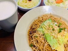 -李先生牛肉面大王(济南火车站候车室店)