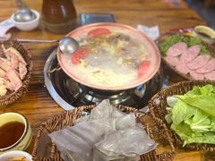 -阿婆情腊排骨火锅(金虹路店)