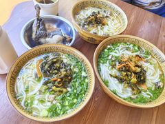 李家米线-正宗李家土鸡米线店