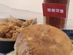 -必胜客(砂之船中东奥莱店)