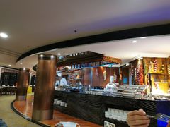 -汇泉王朝大饭店-旋转餐厅(南海路店)