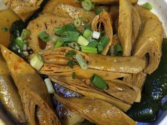 辣卤素菜-二孃鸡爪爪(东郊记忆店)