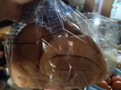 -白玉兰食品甜凤店(合生汇店)