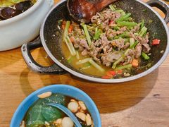 -吃饭皇帝大土家民族菜(正大广场店)