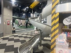 -MINI MARS 脚下的城市乐园·餐饮·派对(静安江宁店)