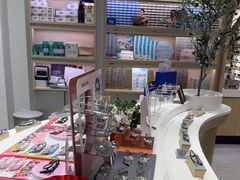 -博士眼镜(罗湖喜荟城店)