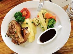 -Bamboo Bar & Grill Restaurant